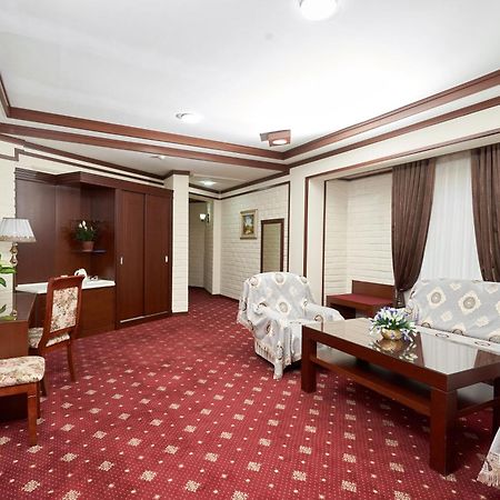 Hotel Rakat Plaza Tashkent Esterno foto