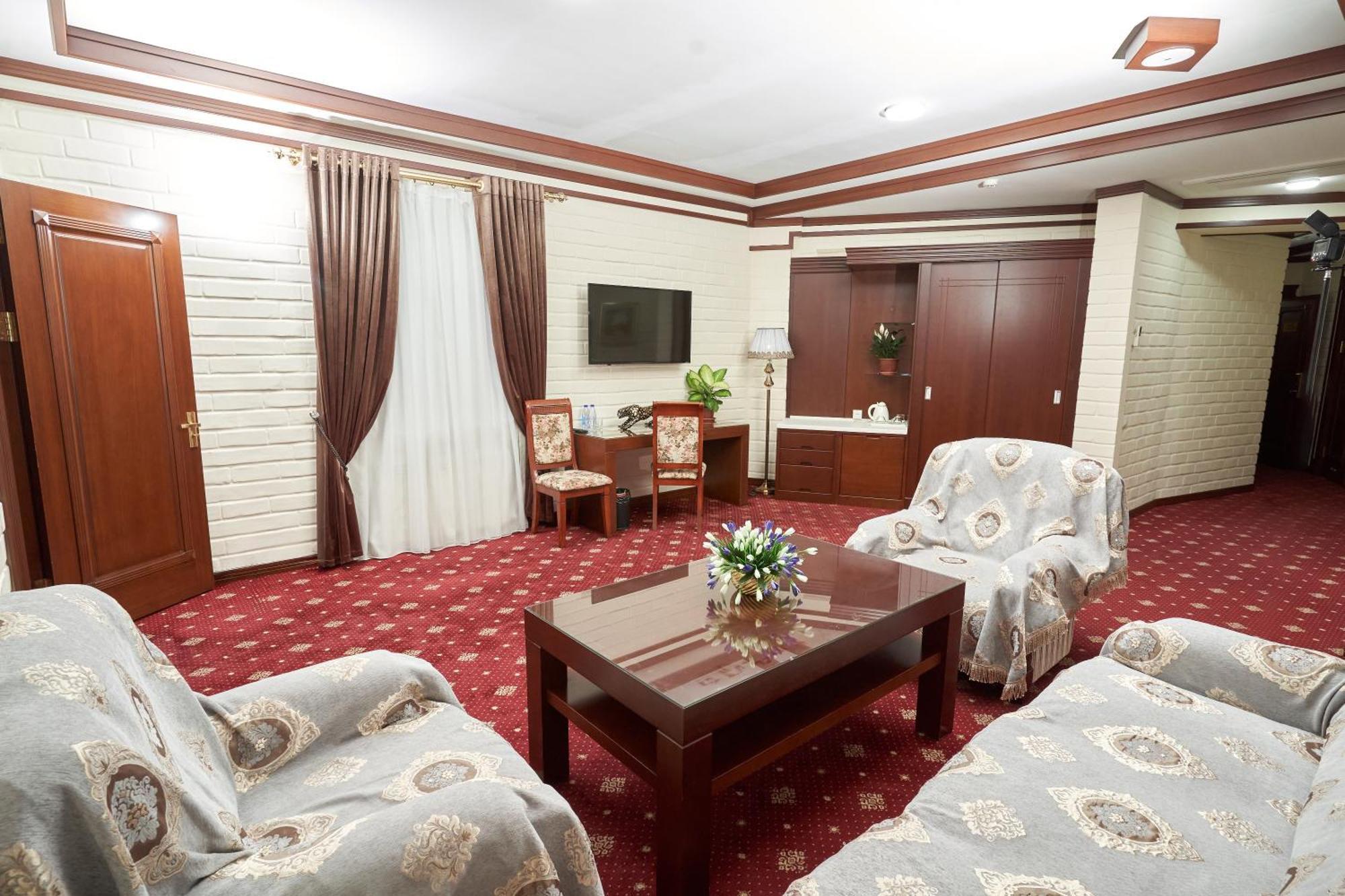 Hotel Rakat Plaza Tashkent Esterno foto