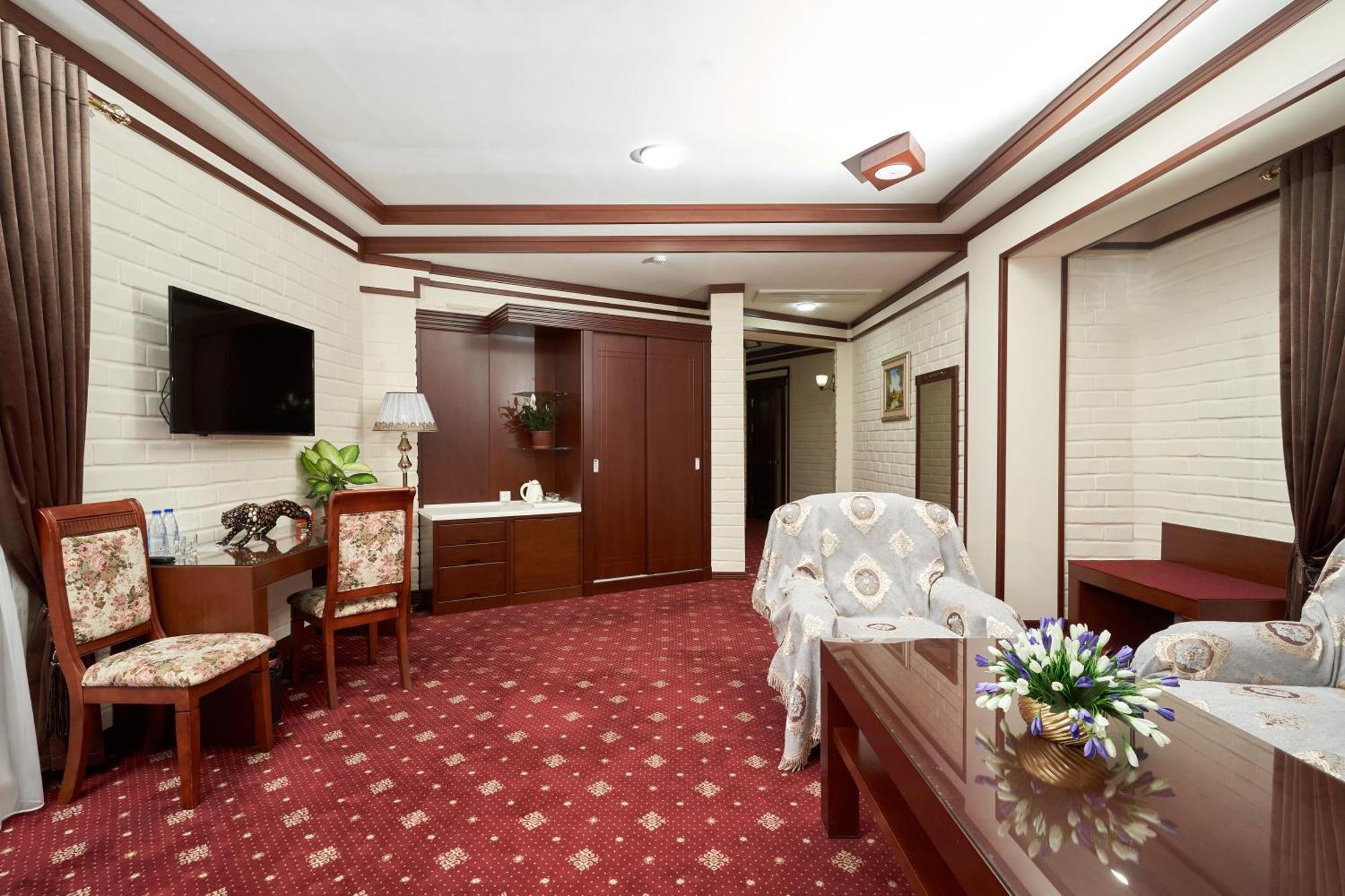 Hotel Rakat Plaza Tashkent Esterno foto