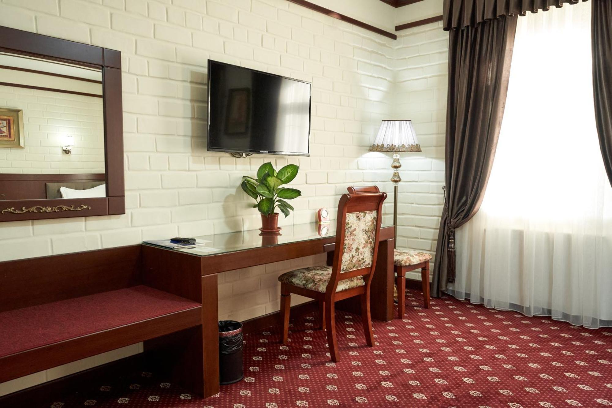 Hotel Rakat Plaza Tashkent Esterno foto