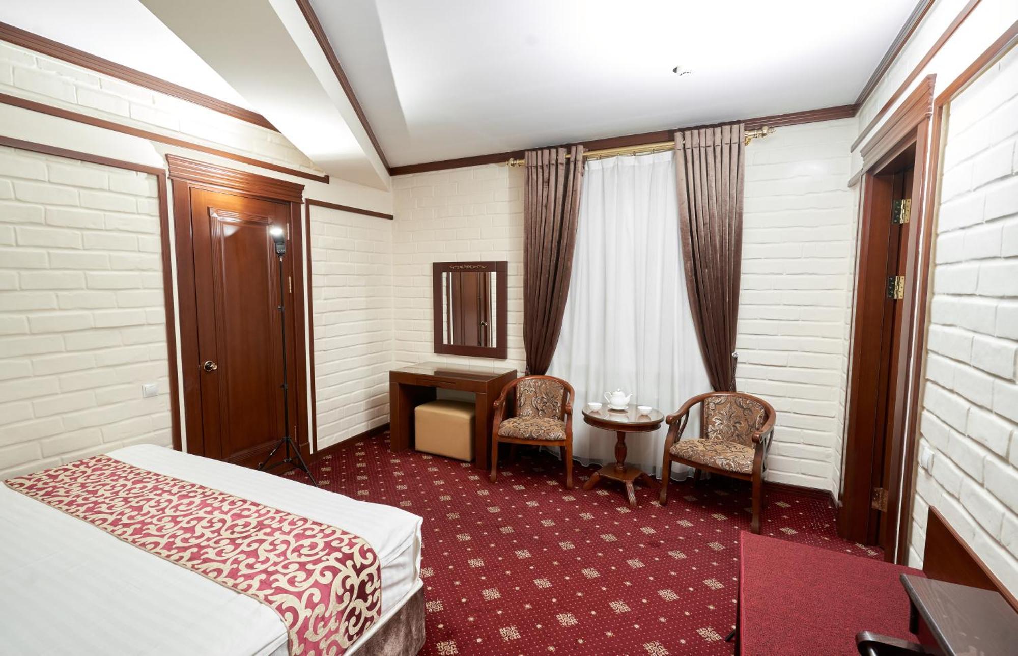 Hotel Rakat Plaza Tashkent Esterno foto
