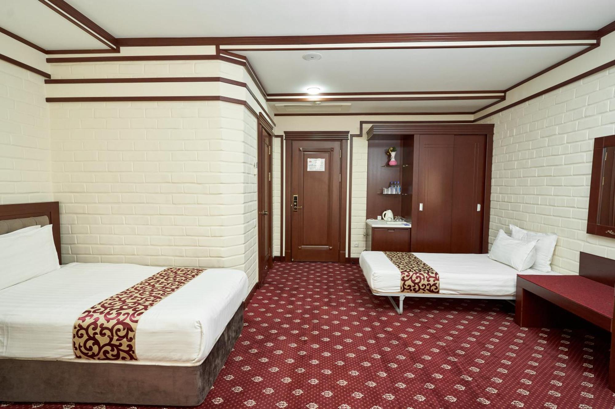 Hotel Rakat Plaza Tashkent Esterno foto