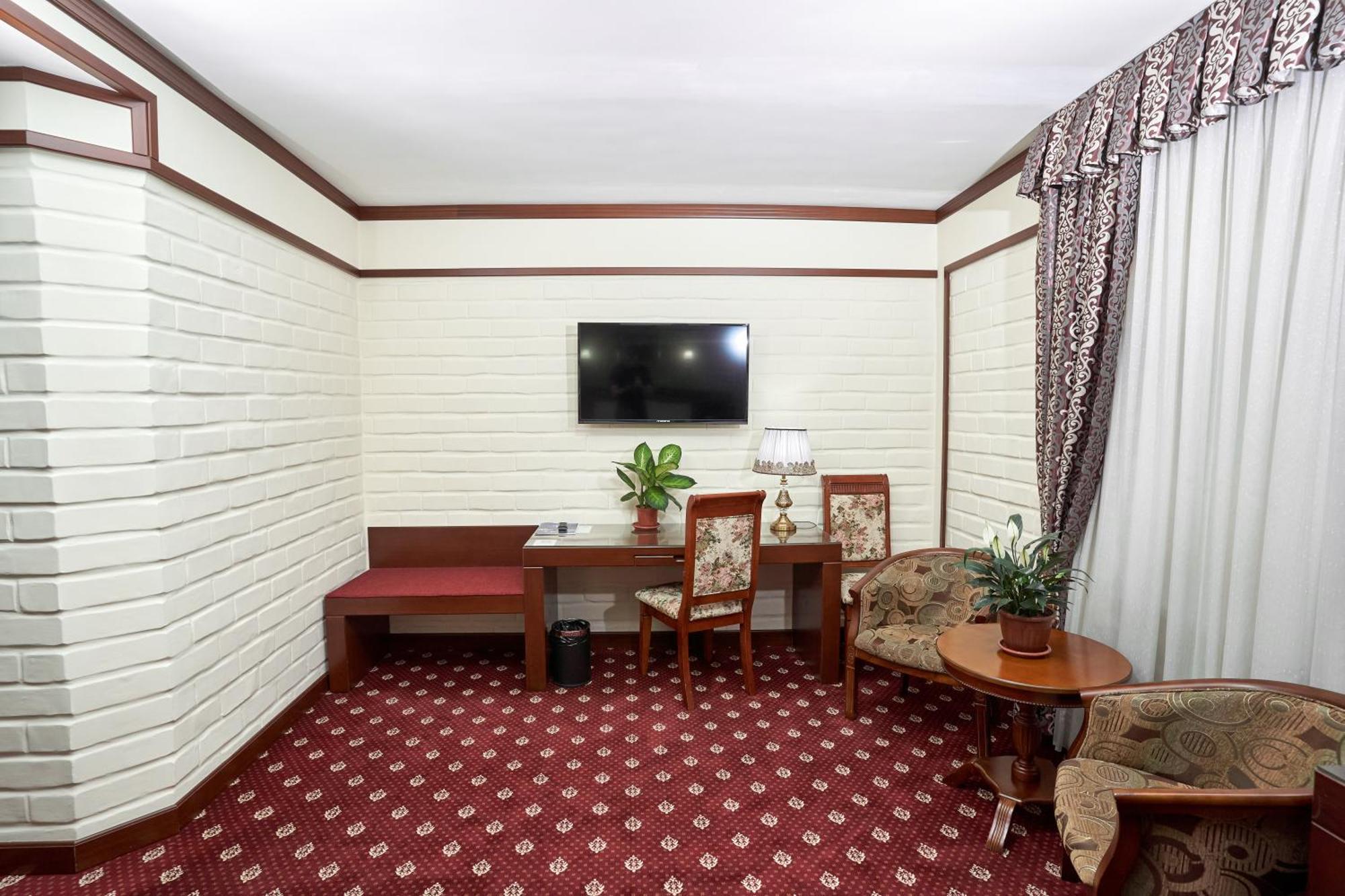Hotel Rakat Plaza Tashkent Esterno foto