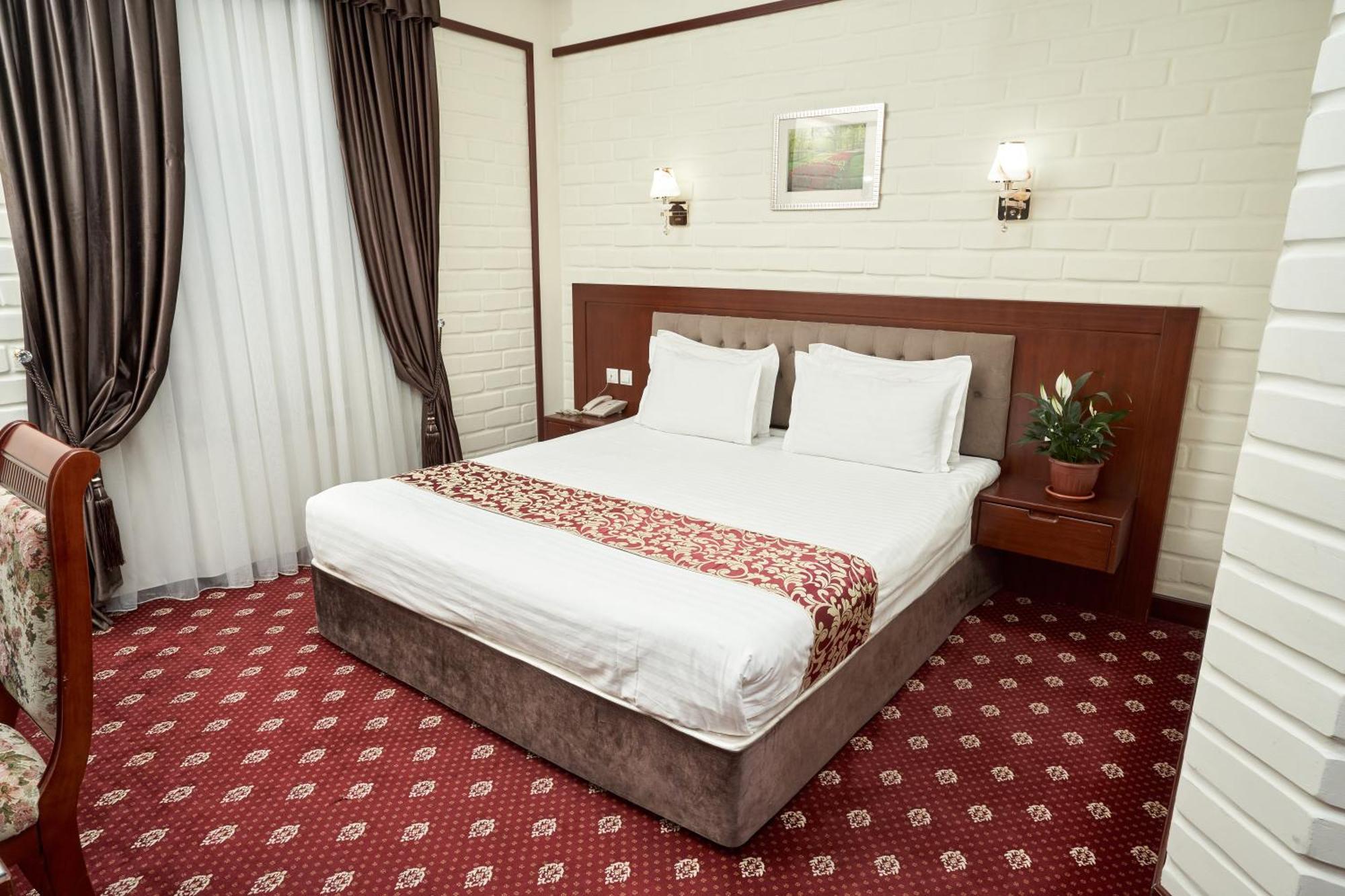 Hotel Rakat Plaza Tashkent Esterno foto