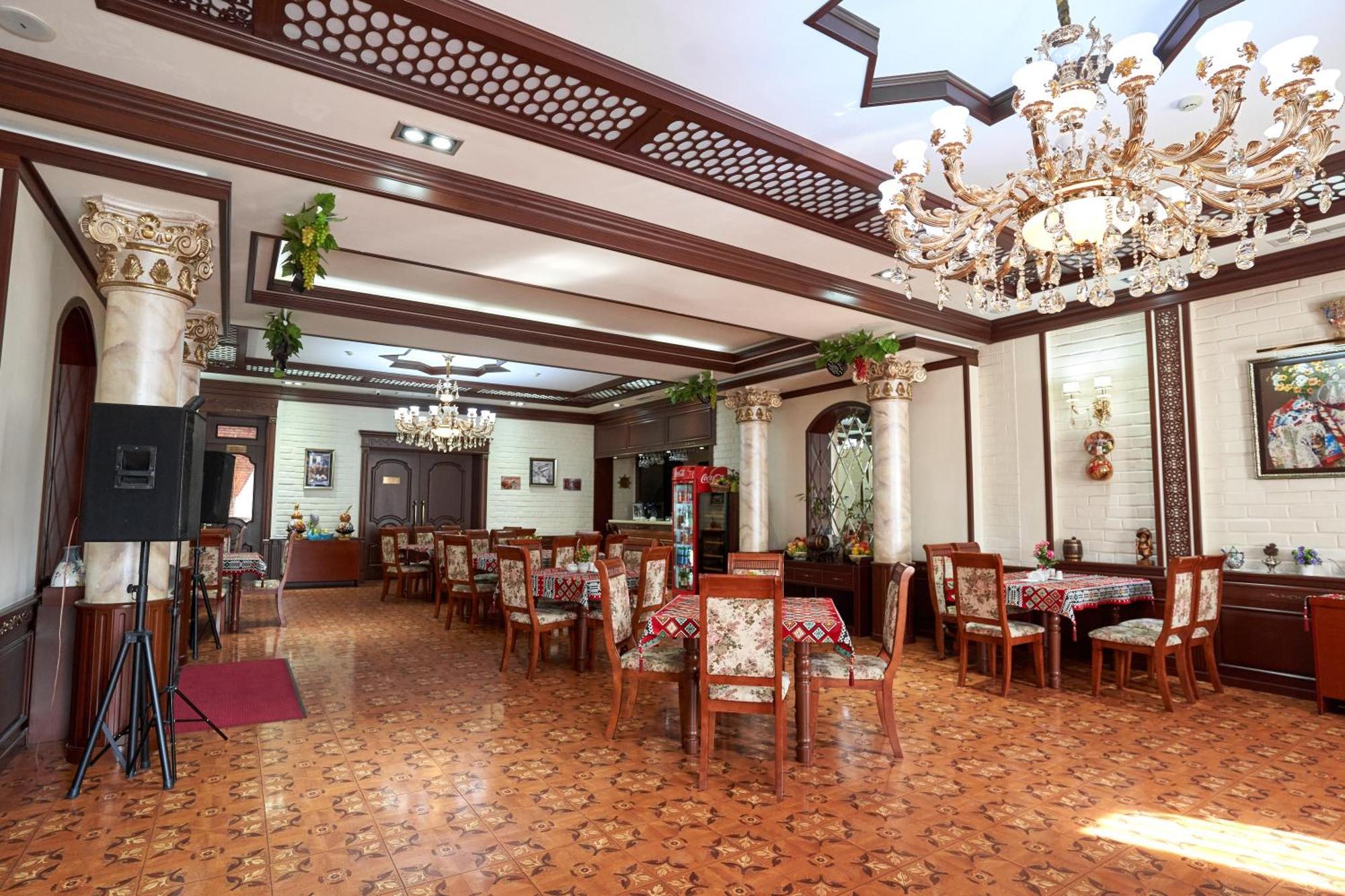 Hotel Rakat Plaza Tashkent Esterno foto