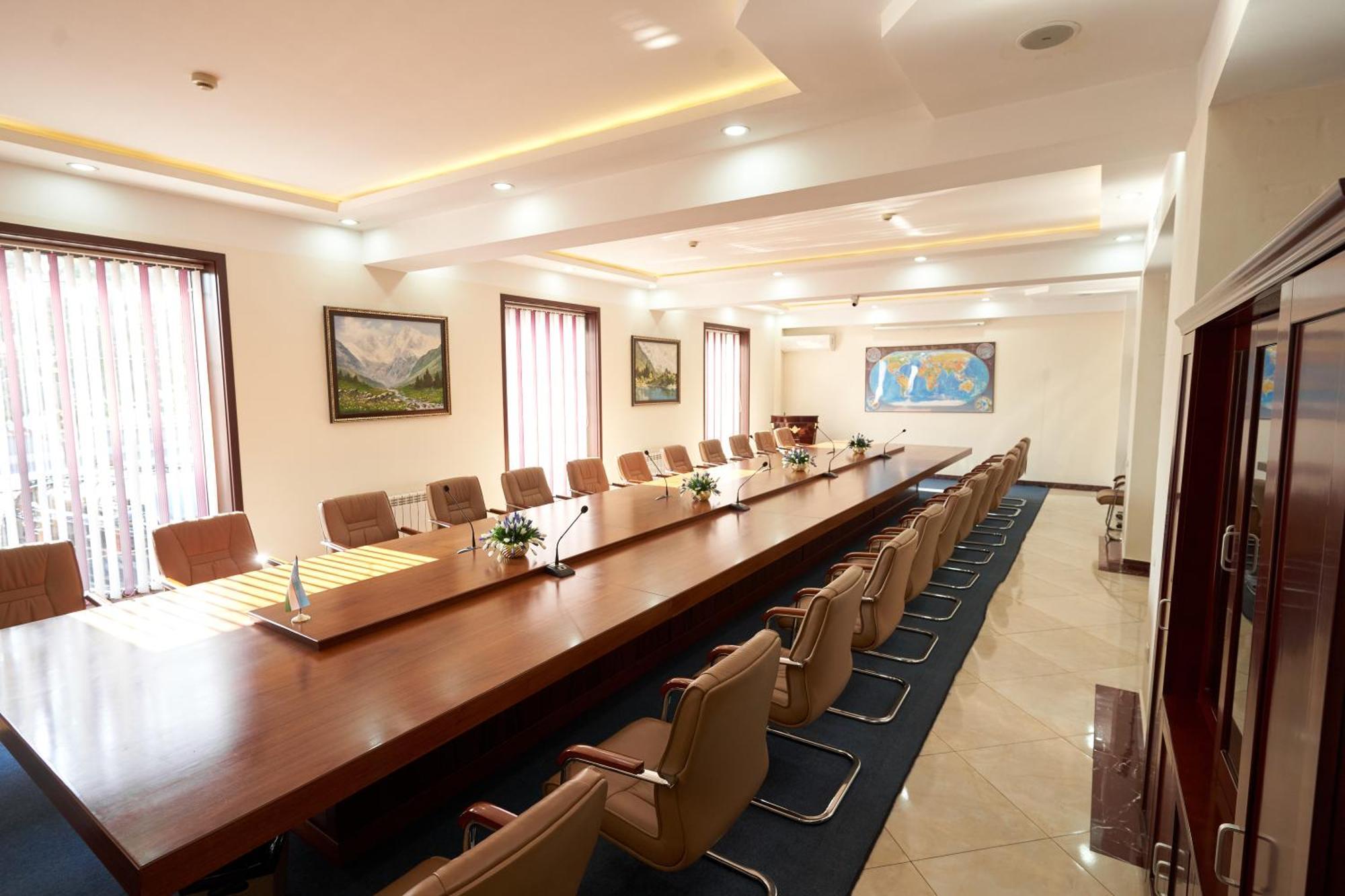 Hotel Rakat Plaza Tashkent Esterno foto